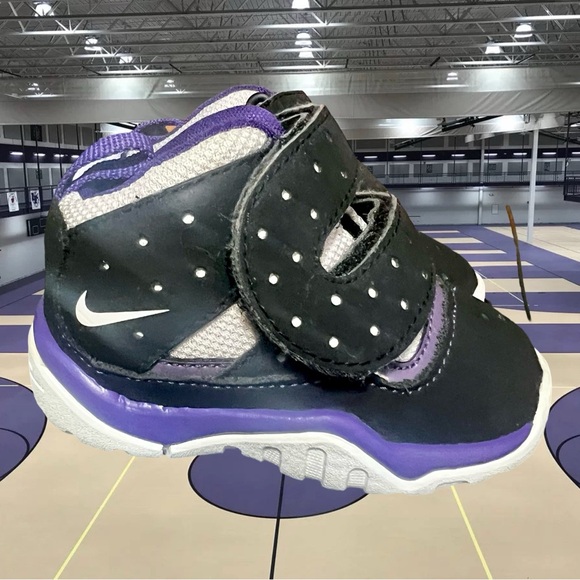 Rare 2008 Nike Zoom Sharkley Sneakers Toddler size 3C. - Picture 1 of 6